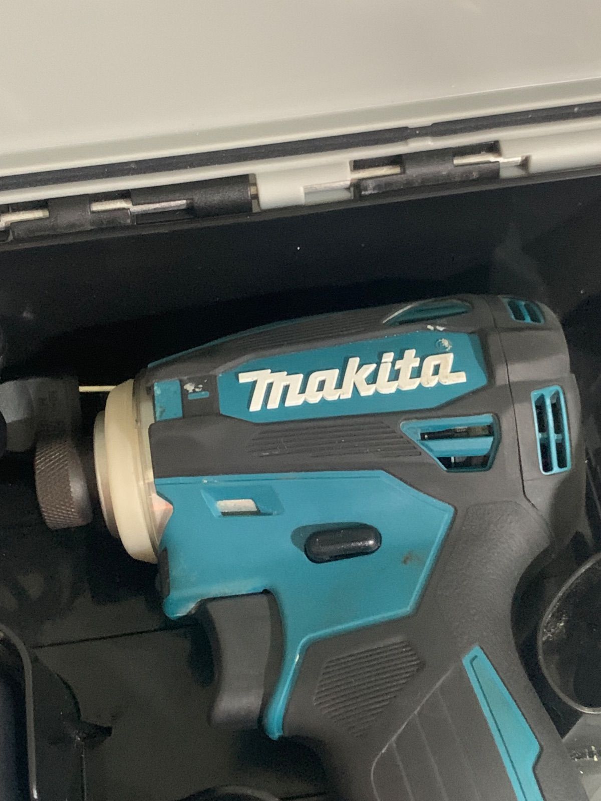 マキタ 電動インパクトドライバー TD172D 18V