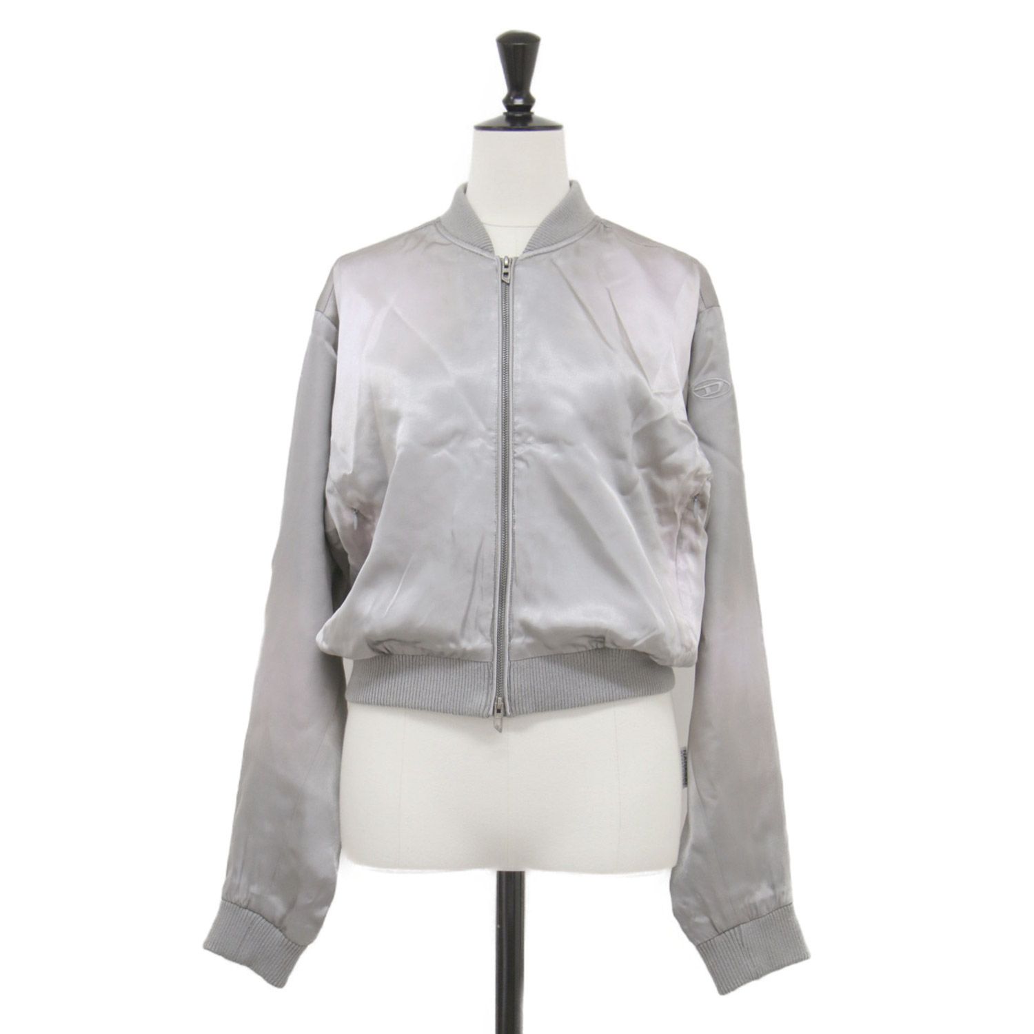 DIESEL ディーゼル ジャケット グレー サイズ:38(M) | サテン ブルゾン | G-KHLOW-N1 | ボンバージャケット | タイニーロゴ プラー 日焼け加工 サテン | アウター ジャンパー 上着【レディース】【中古】【K4623】 DIESEL ディーゼル ジャケット グレー サイズ:38(M) | サテン ブルゾン