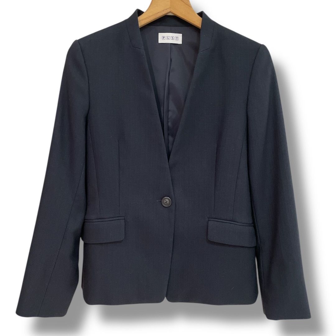 PLST プラステ ポリレーヨンストレッチ レスジャケットセットアップ スーツ ストレッチ性 細身シルエット ビジネスシーン オケージョン 上品 感 ネイビー 紺 Mサイズ レディース 秋 ゴーゴー古着セントラルパーク名古屋店NO.1409