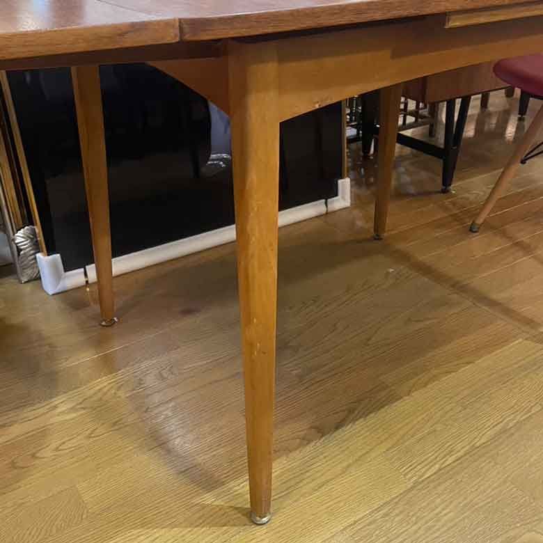 ドローリーフテーブル