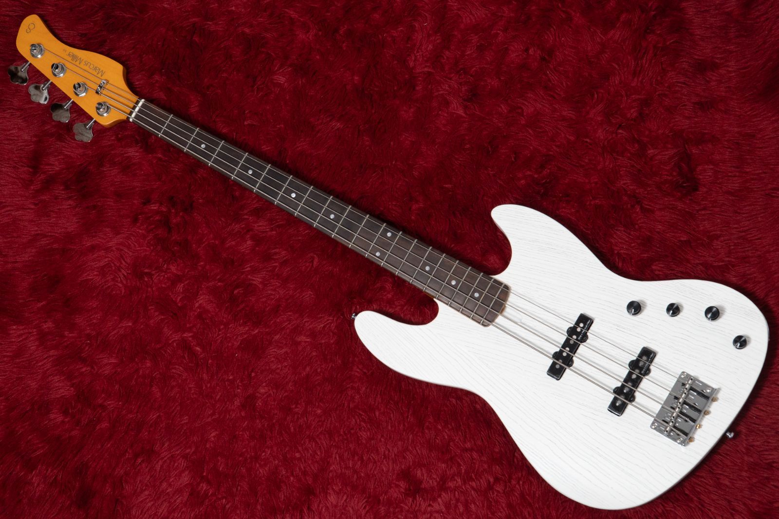 new Sire V6-4 AWH 3.050kg 2N25050896 GIB横浜