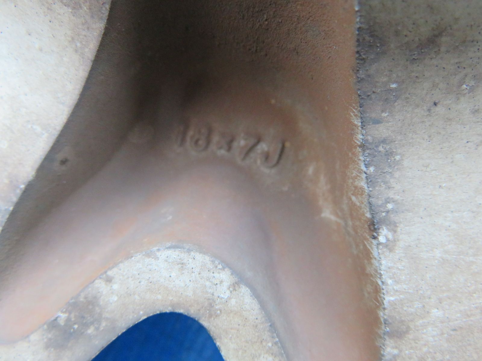 3160 エスティマ