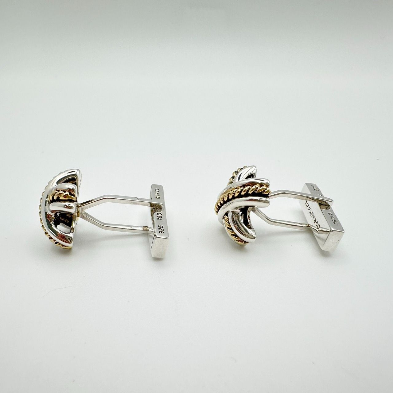 返品OK】TIFFANY&Co. ティファニー シグネチャー ツイスト カフス