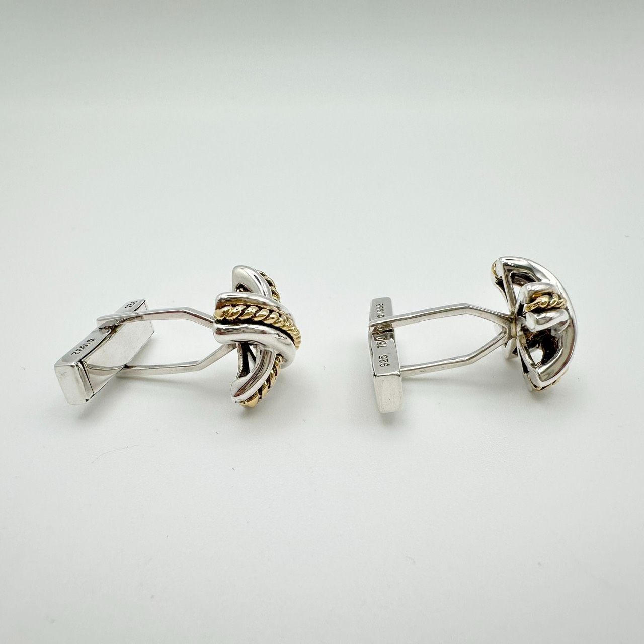 返品OK】TIFFANY&Co. ティファニー シグネチャー ツイスト カフス