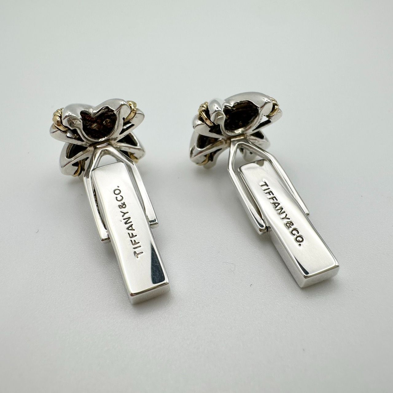 返品OK】TIFFANY&Co. ティファニー シグネチャー ツイスト カフス