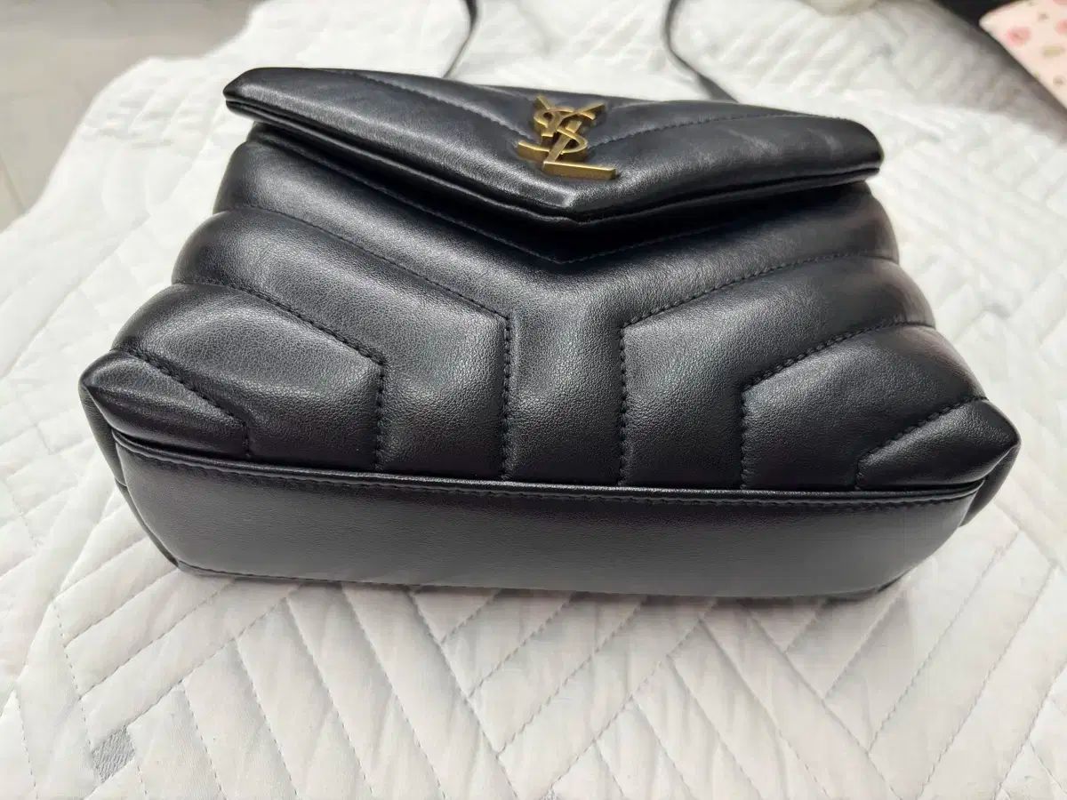 YVES SAINT LAURENT イヴ サンローラン ルルバッグ ゴールド ブラック DECORATOM_COM_BR