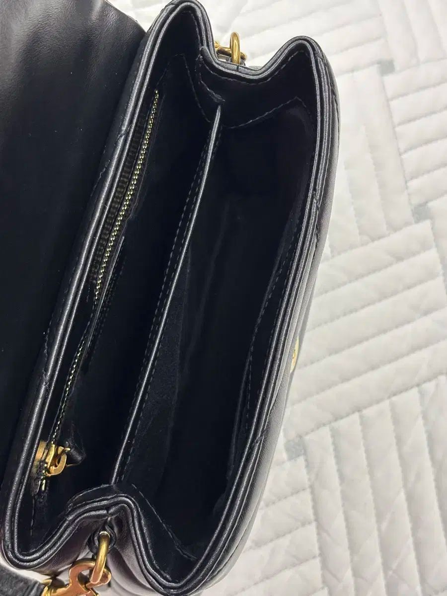 イヴ サンローラン