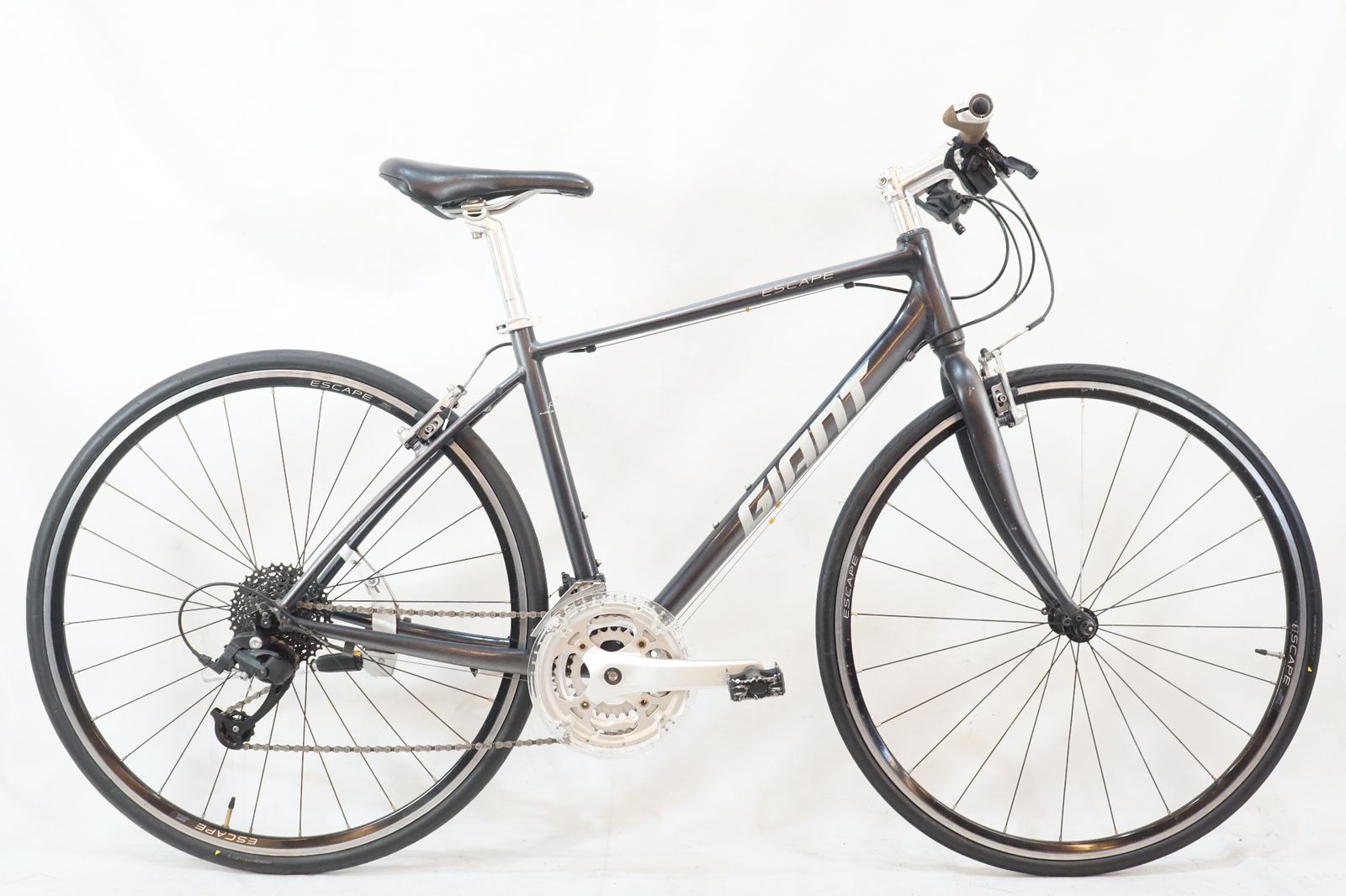 GIANT ジャイアント ESCAPE R3 MS モデル クロスバイク バイチャリ浦和ベース