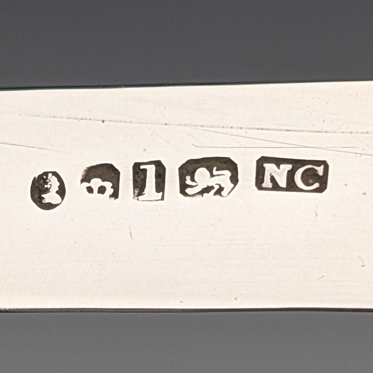 Creswick ケース入り