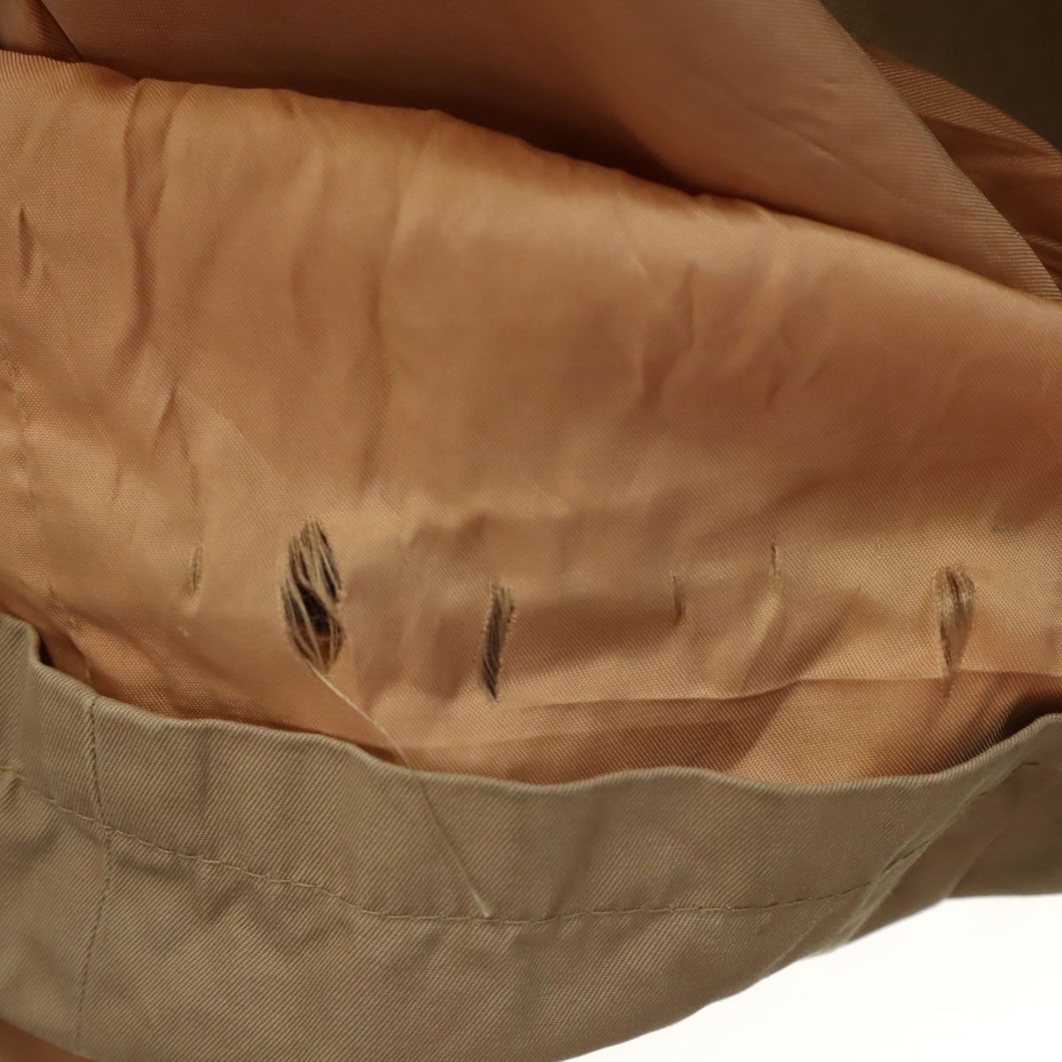 トレンチコート