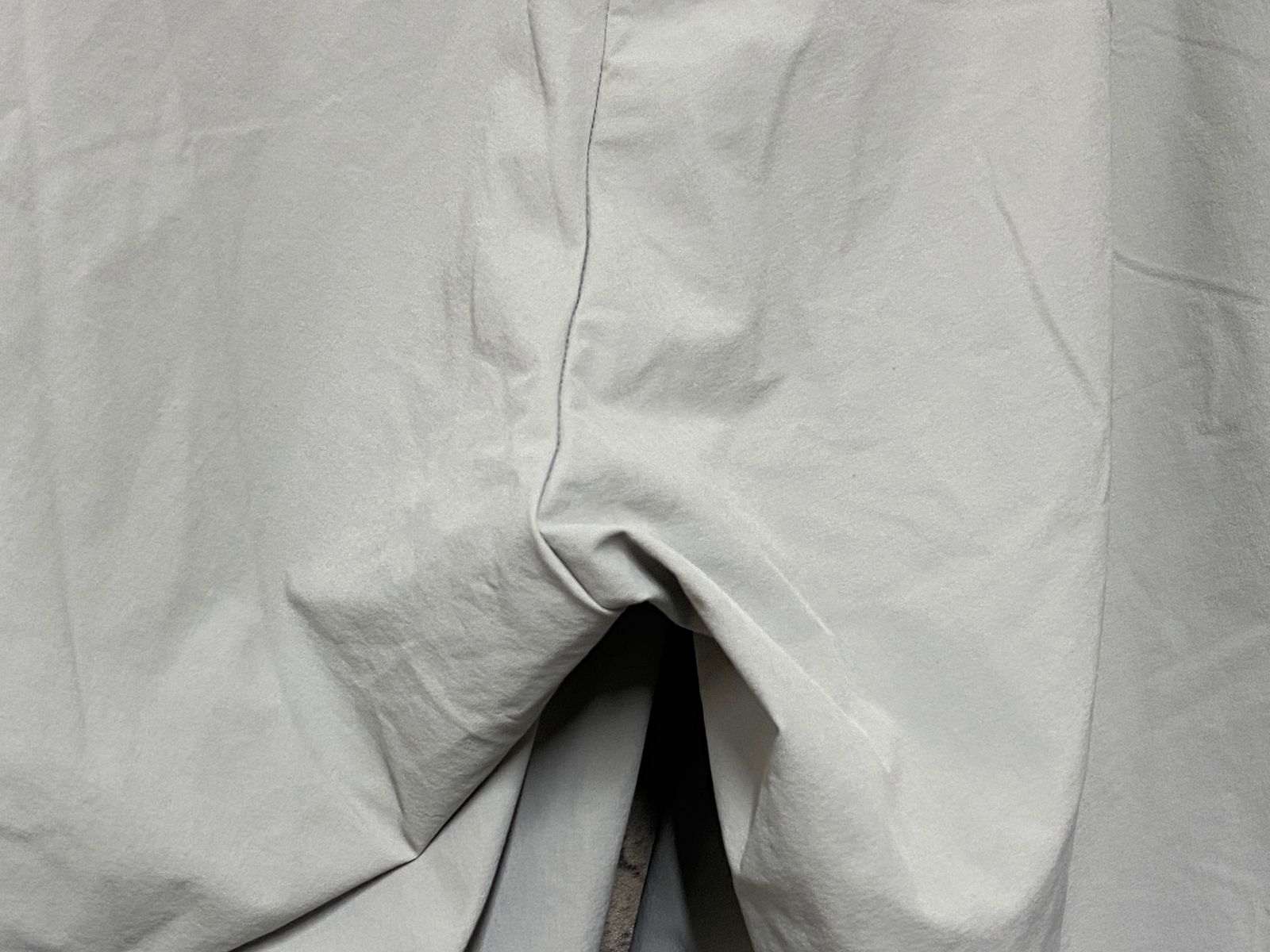 ライトグレー M