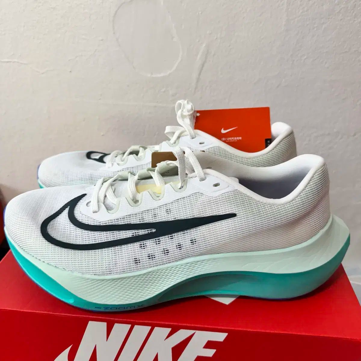 ズームフライ5 オーバーサイズ290 白ミント色