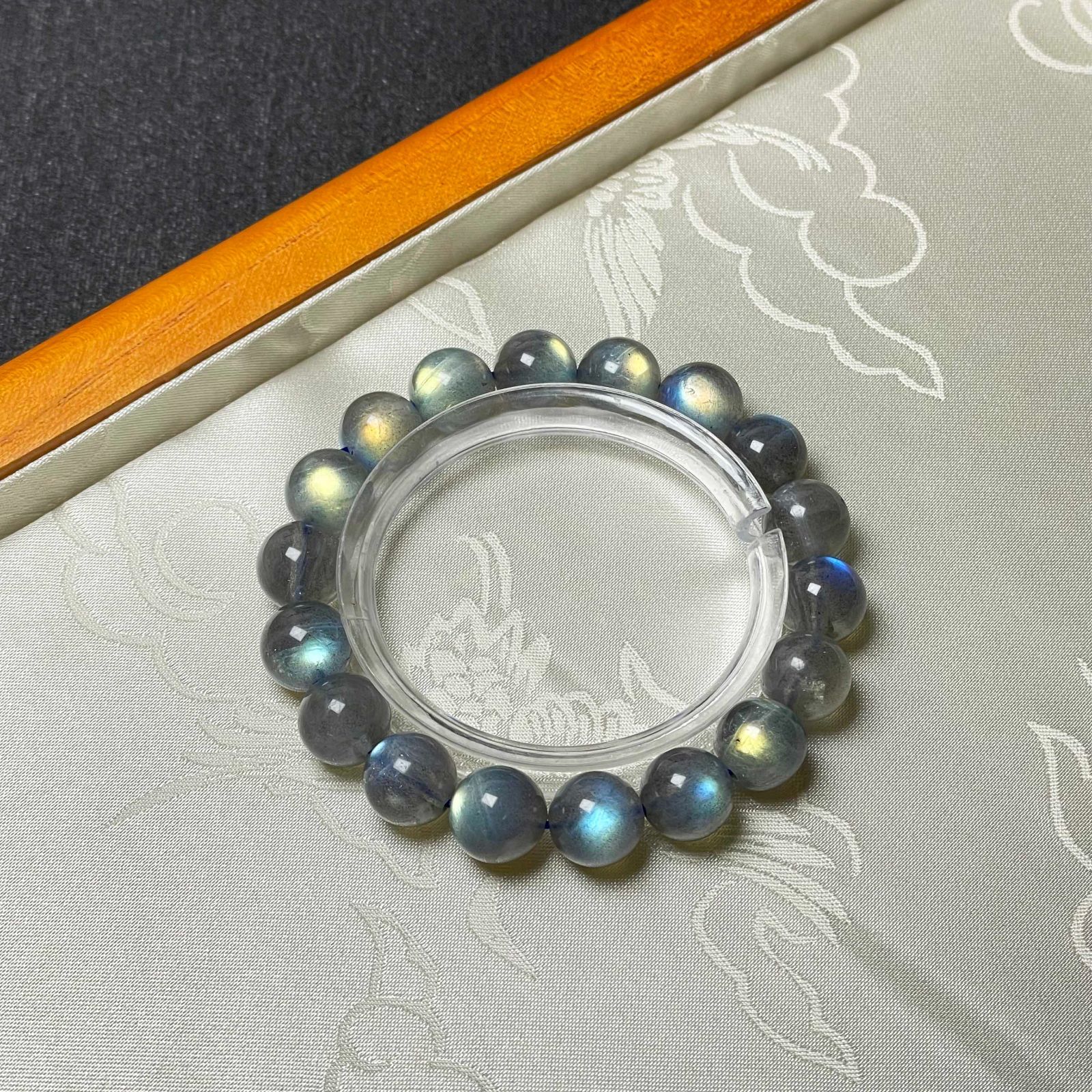 レインボーラブラドライト ブレスレット