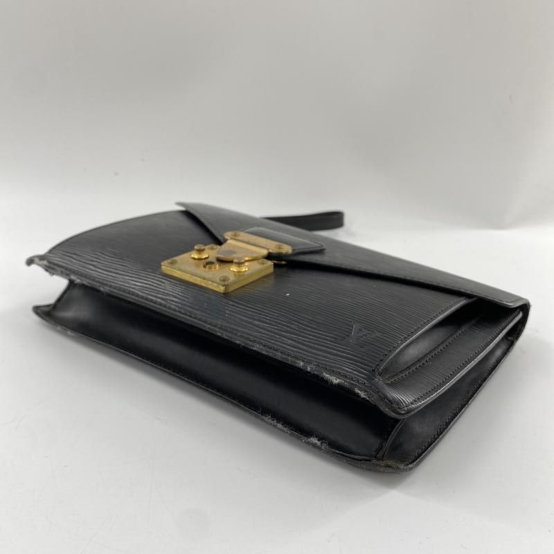 ルイヴィトン エピ セリエ ドラゴンヌ クラッチバッグ M52612 鍵なし