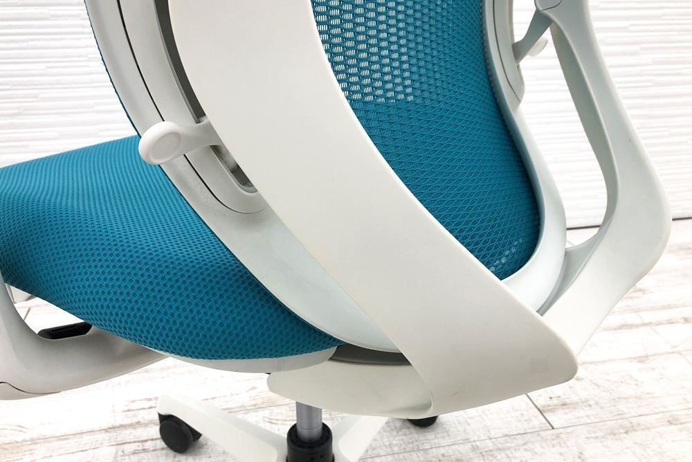 シルフィーチェア 2016年製