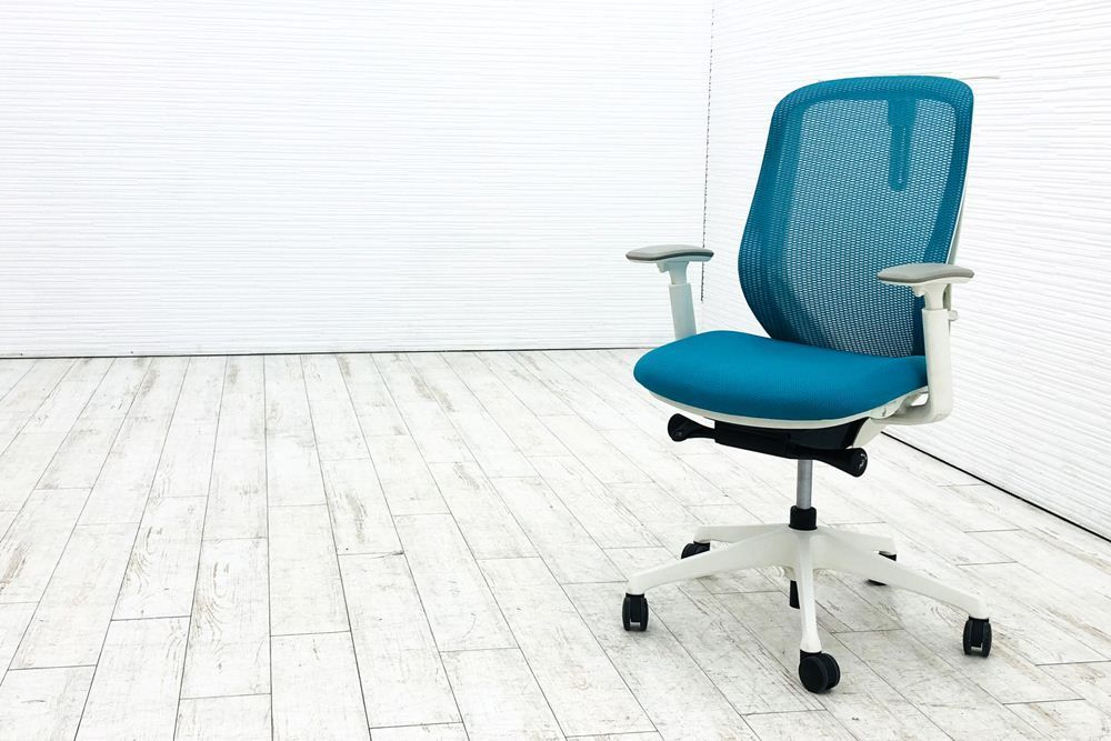 オカムラ シルフィーチェア 2016年製 ハイバック 可動肘 Sylphy クッション オフィス家具 ブルーグリーン A000003345