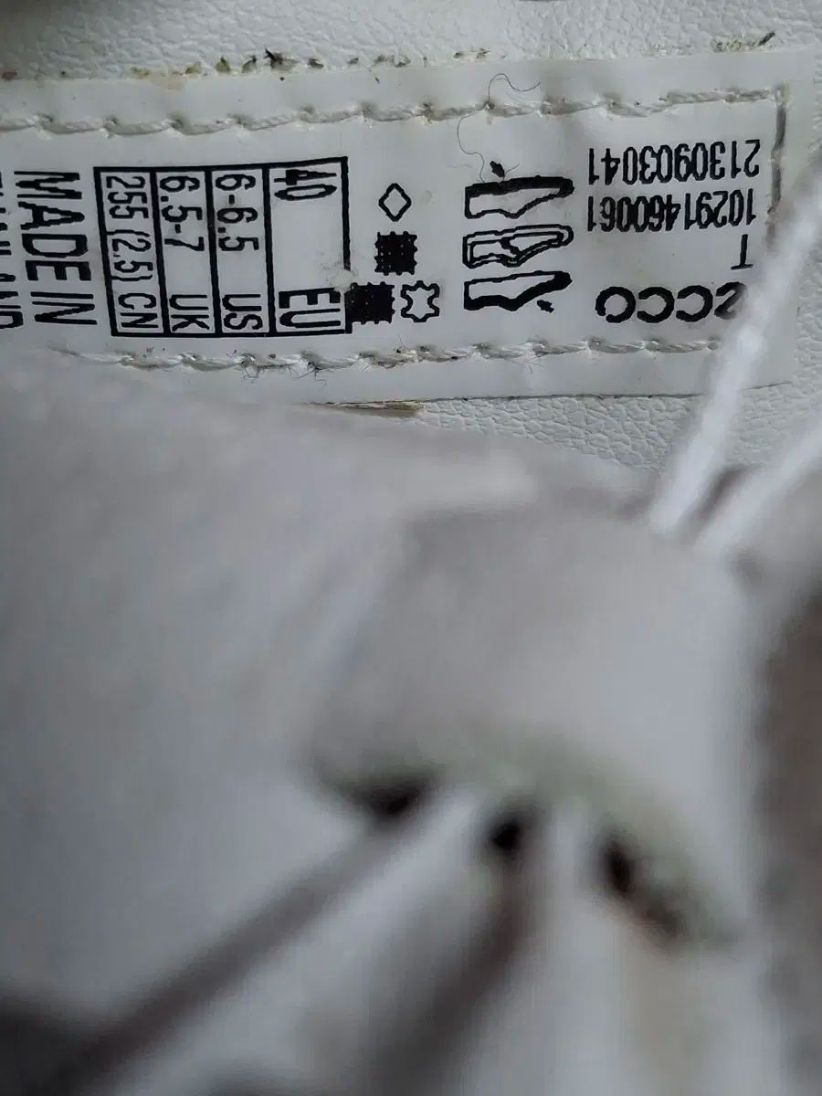 ゴルフシューズ