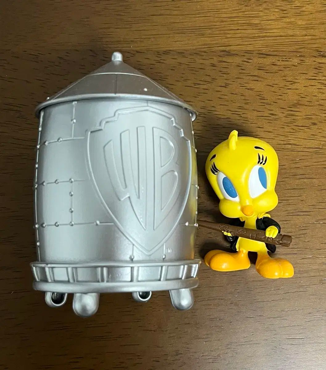 TWEE トゥウィー フィギュア ワーナーブラザーズ 100周年 ラッキードロー ラキドロ その他 おもちゃ ゲーム おもちゃ グッズ