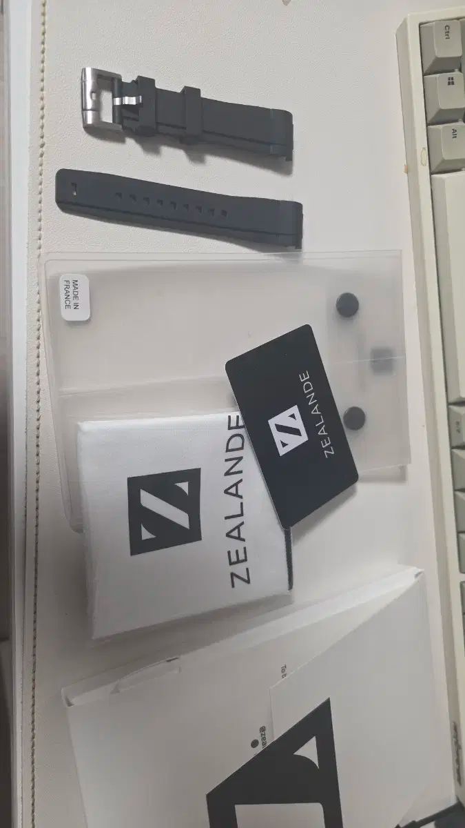 新モデル ゼラニウム 20mm ラバーバンド グッチーニ