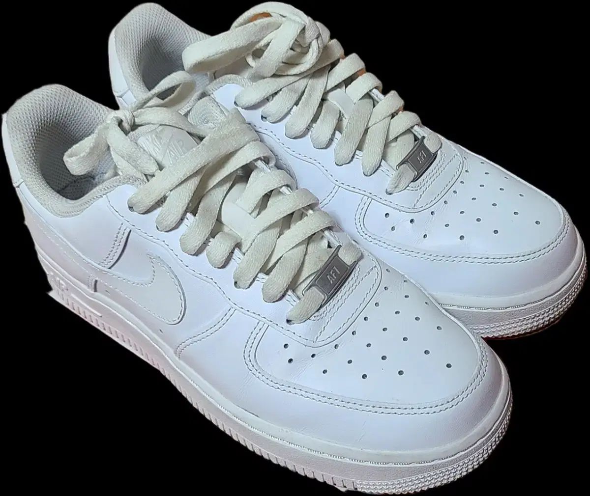 ナイキ エアフォース 1 オールホワイト