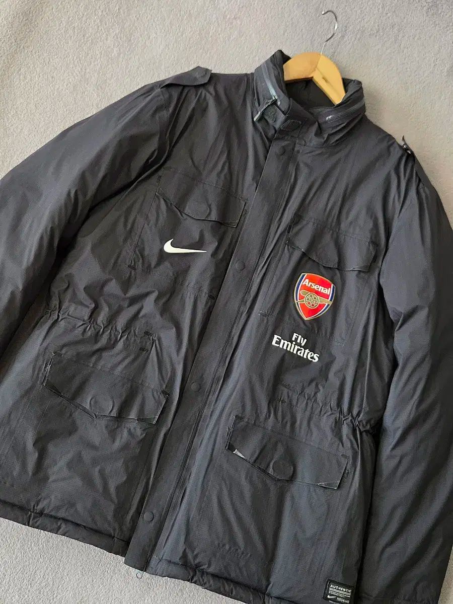 95 ナイキ アーセナル サイドライン ダウン