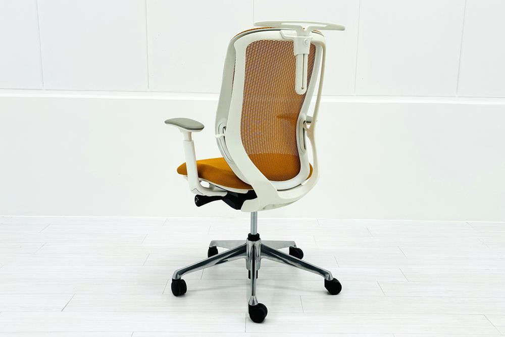 シルフィーチェア オカムラ 2016年製 ハイバック 可動肘 Sylphy クッション オフィス家具 オフィスチェア オレンジ A000003908