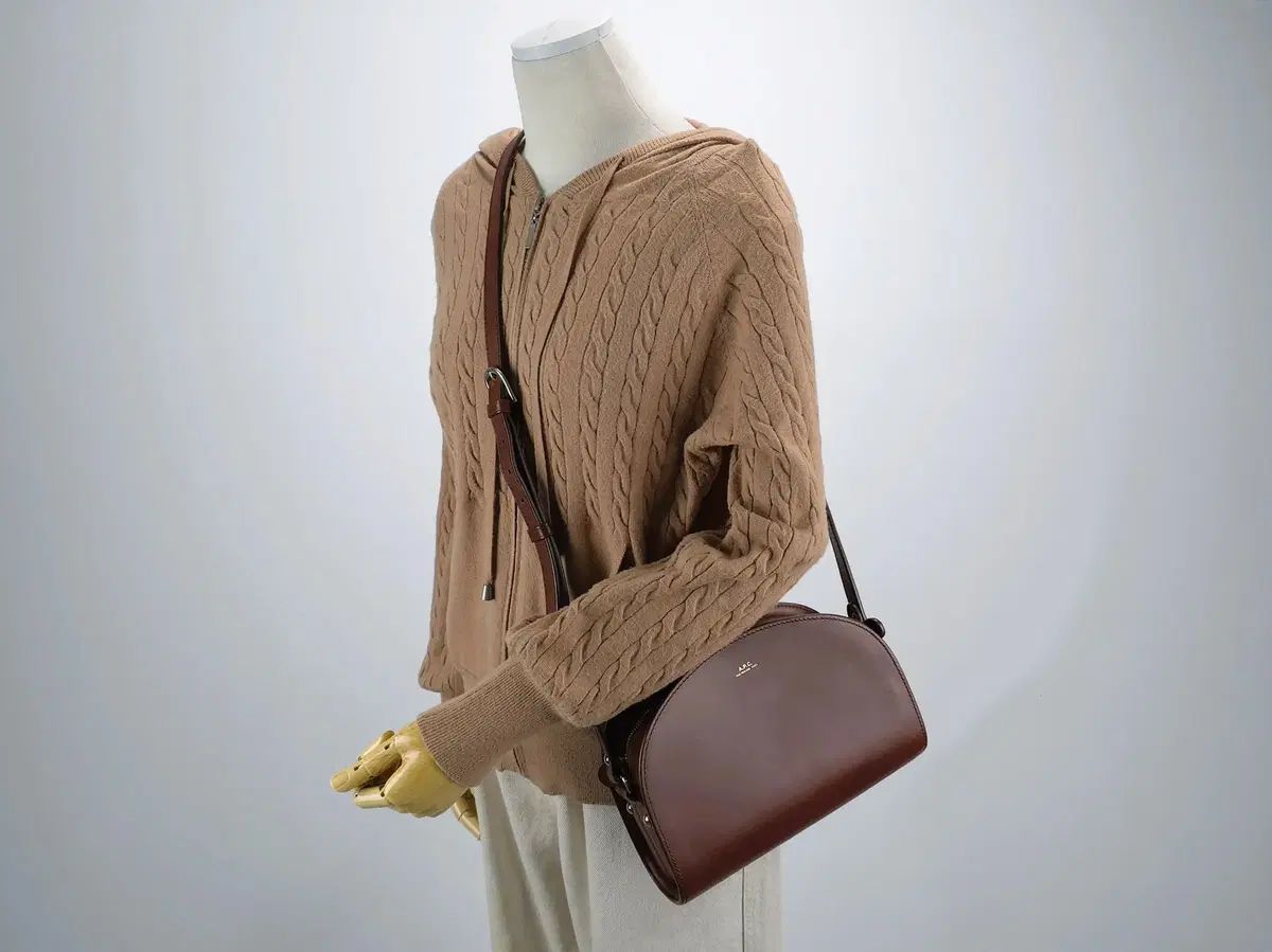 ナッツブラウン