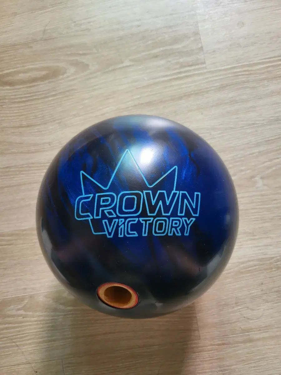 BRONN クラウン ヴィクトリー 15p ボーリングボール