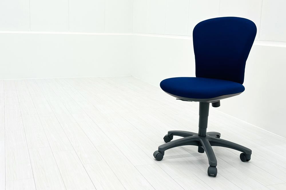 コクヨ レグノ2 肘無 製 ローバック オフィス家具 KOKUYO LEGNO2 ブルー A000003906