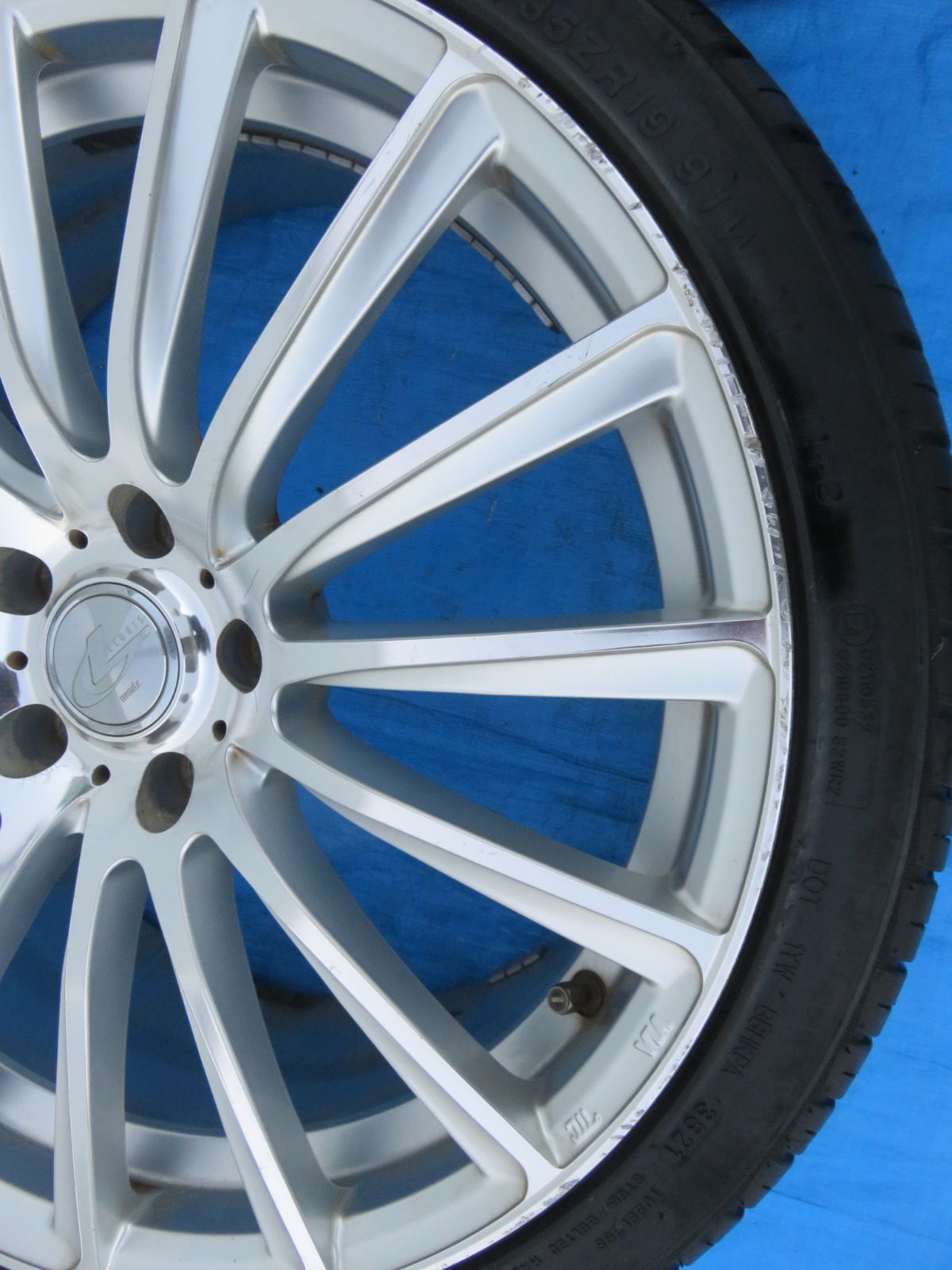 SFC 3163 weds LEONIS ウェッズ レオニス 19インチ 19 8 J 42 5穴 PCD 114 3 ホイールタイヤ 235 35 ZR ４本セット クラウン マークX レヴォーグ