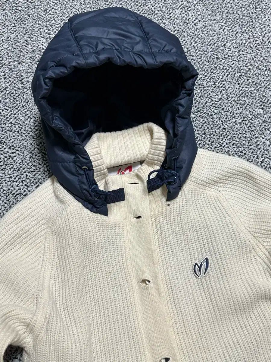 マスターバニーエディション レディース ゴルフ ニットダウン