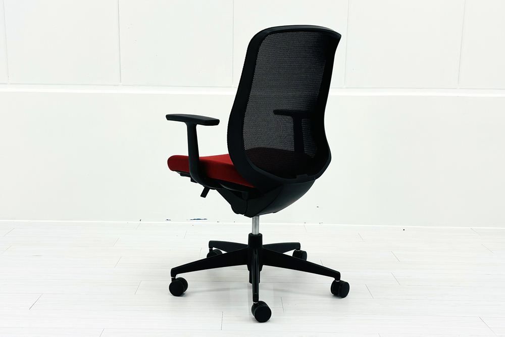 コクヨ シロッコチェア Scirocco シロッコ シリーズ 固定肘 KOKUYO オフィス家具 背 ブラック 座 レッド A000003839