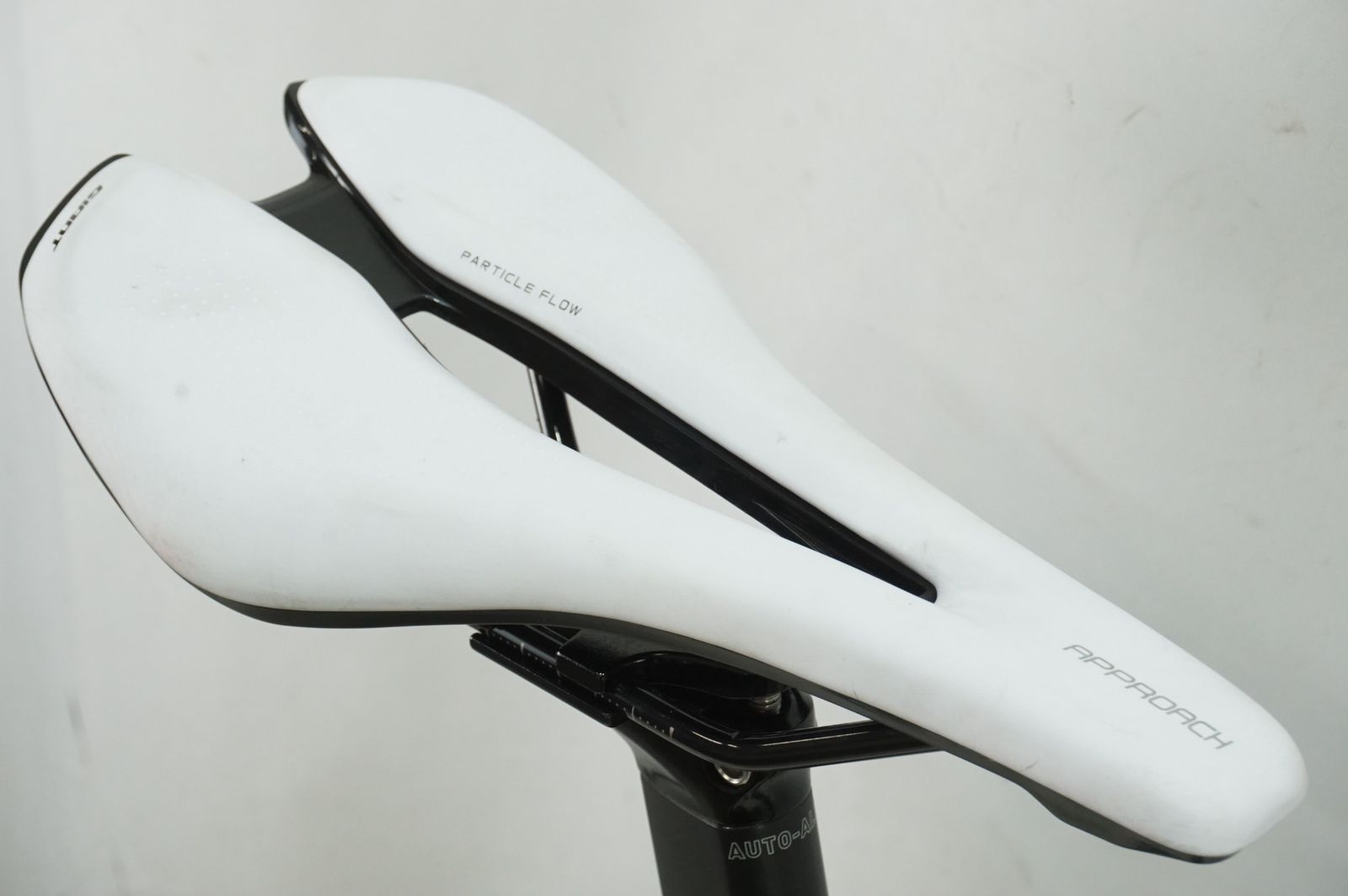 GIANT ジャイアント TCR COMPOSITE 2013年モデル ロードバイク 大宮店 BRIGHTFACE_UK