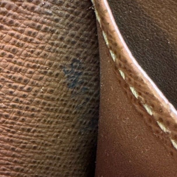 LOUIS VUITTONルイヴィトン