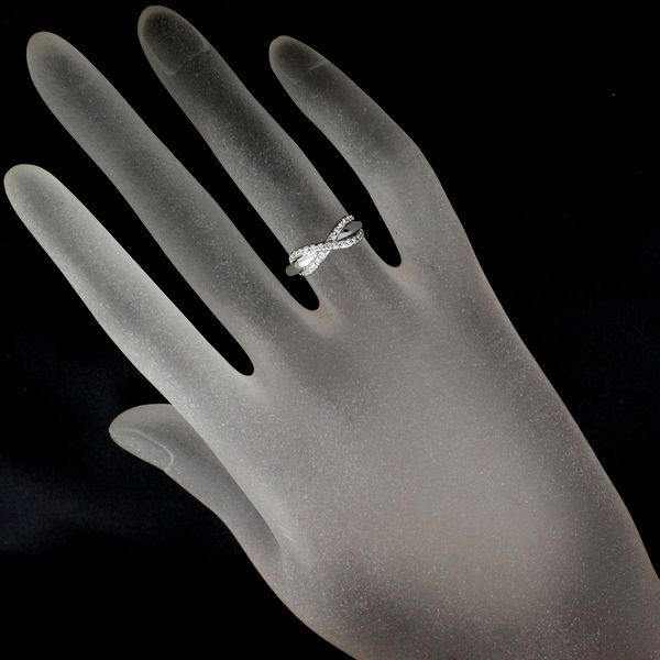 ティファニー インフィニティ ダイヤモンド リング K18WG 9号