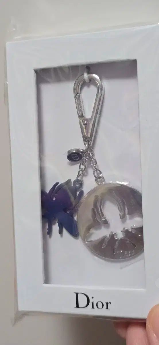 Dior ディオール Bee キーホルダー キーリング 新 商品