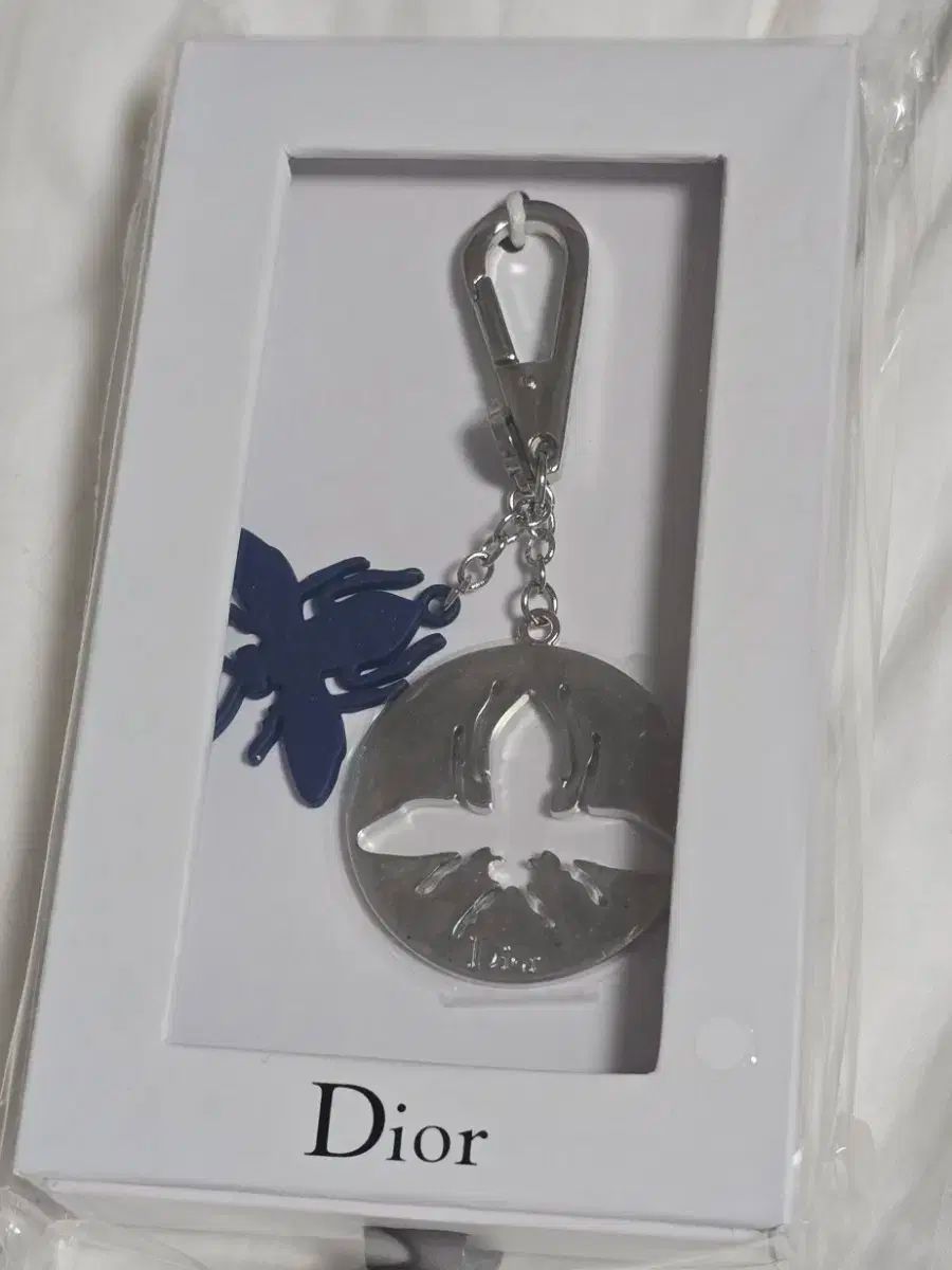 Dior ディオール Bee キーホルダー キーリング 新 商品