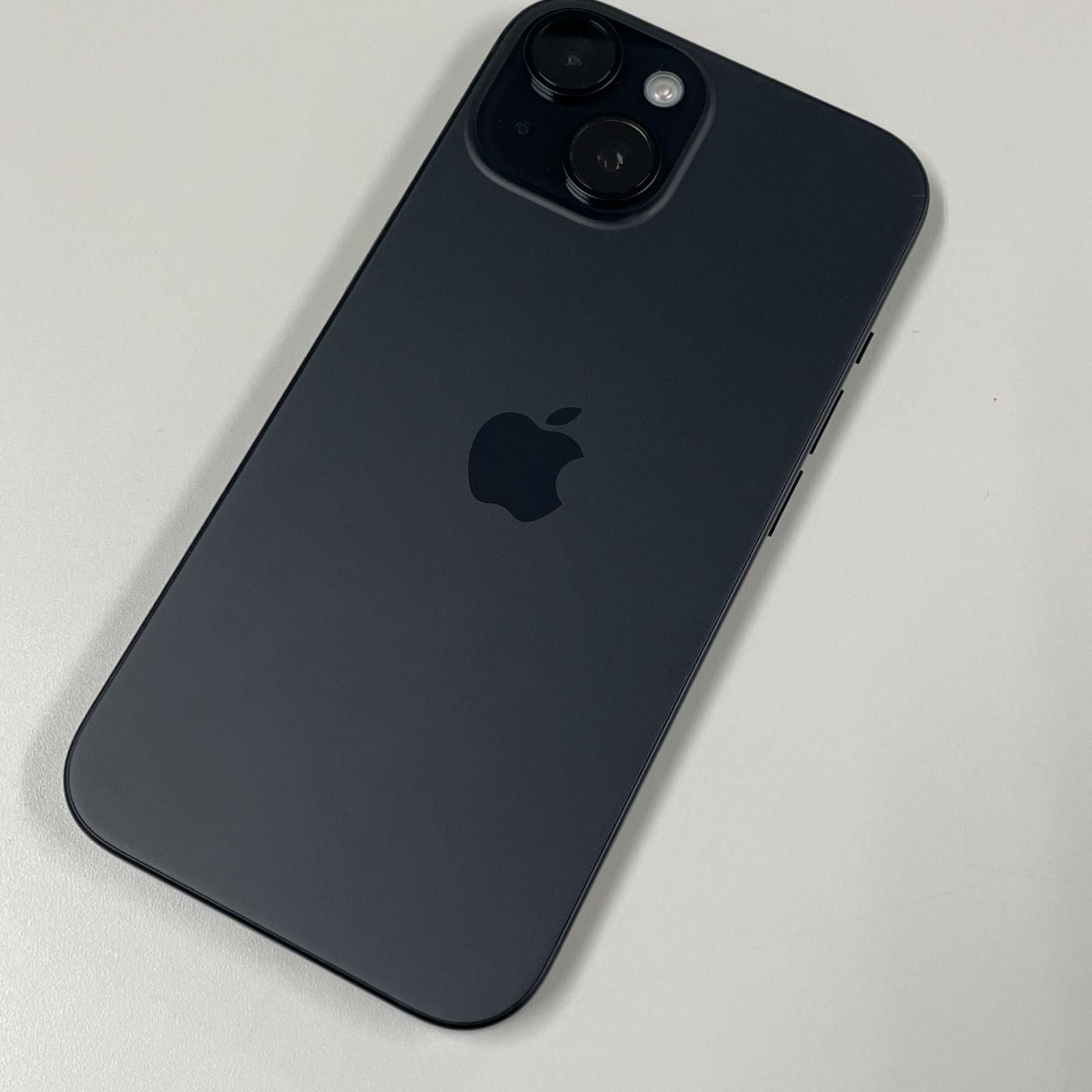 凛**様 Apple iPhone 15 本体　ブラック　128GB ソフトバン 凛**様 Apple iPhone 15 本体 ブラック 128GB ソフトバン 凛**様 Apple