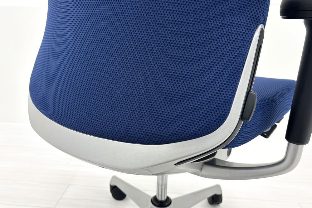 オフィス家具 OKAMURA