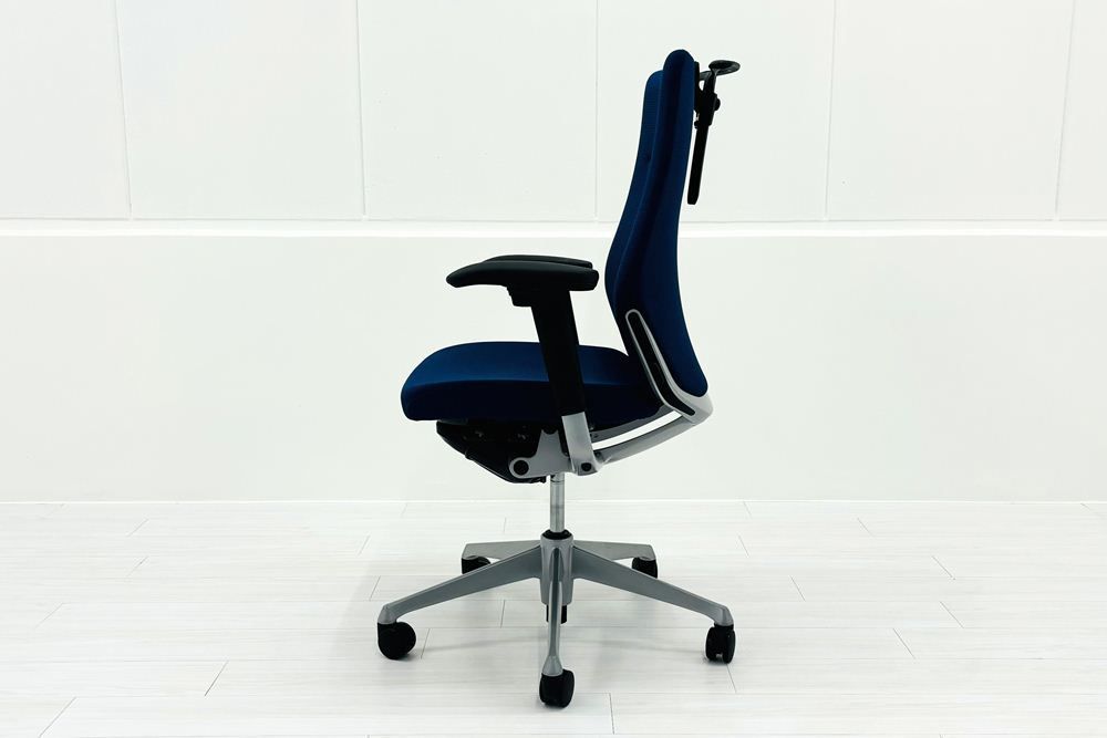 オカムラ コーラルチェア