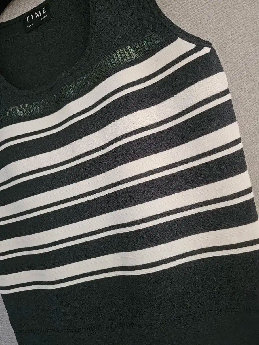  TIME ストライプ ビーズリング ニットトップス F 長袖 ニット セーター