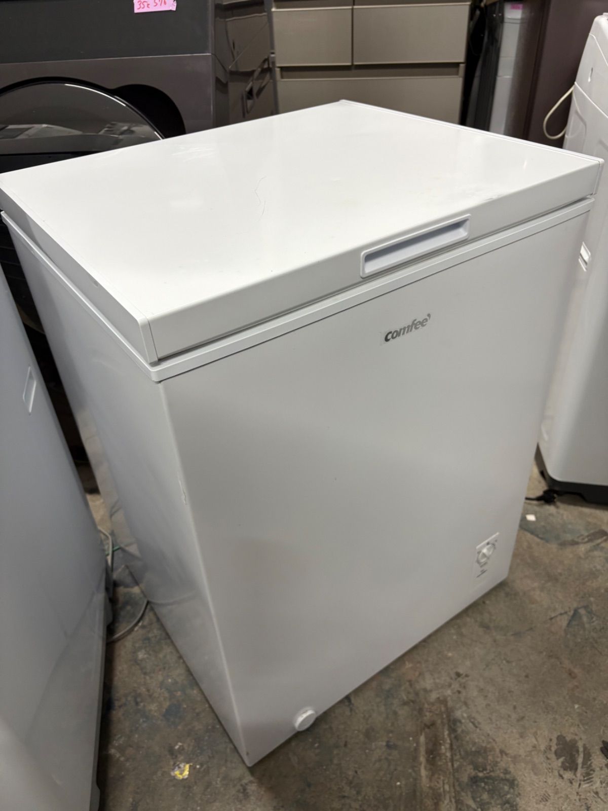 ノンフロン冷凍庫 Comfee コンフィー 142 L E 製 ホワイト 上開き