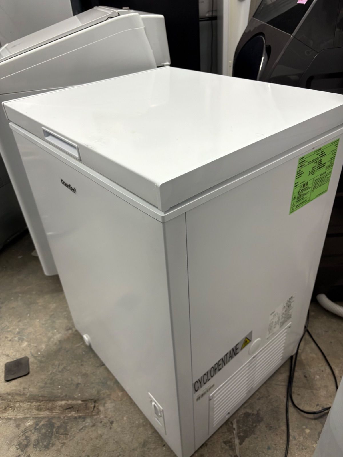 ホワイト 上開き