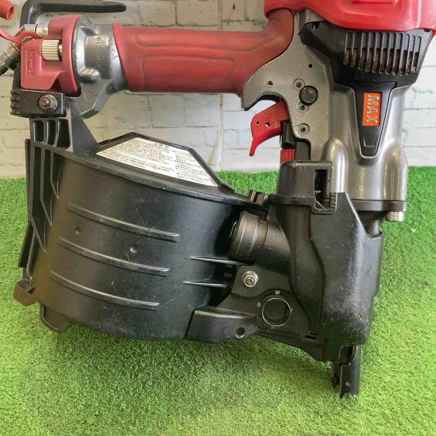 高圧エア釘打ち機