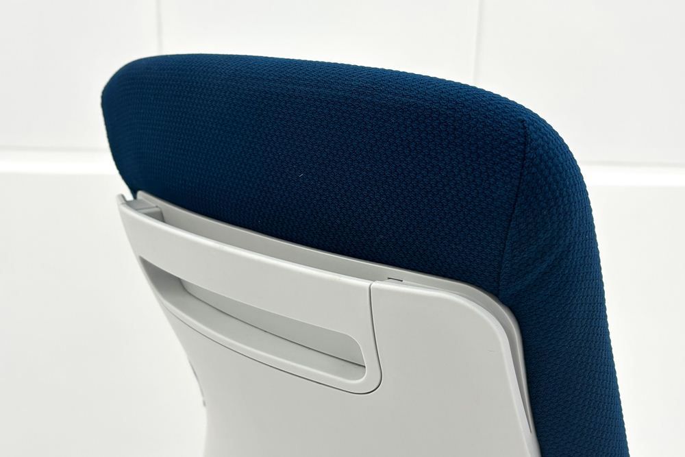 グーフォチェア ハイバック