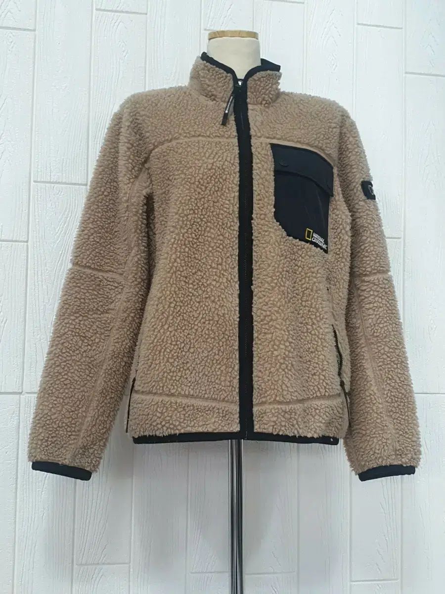 ナショナルジオグラフィック ボア フリース ジャケット ベージュ