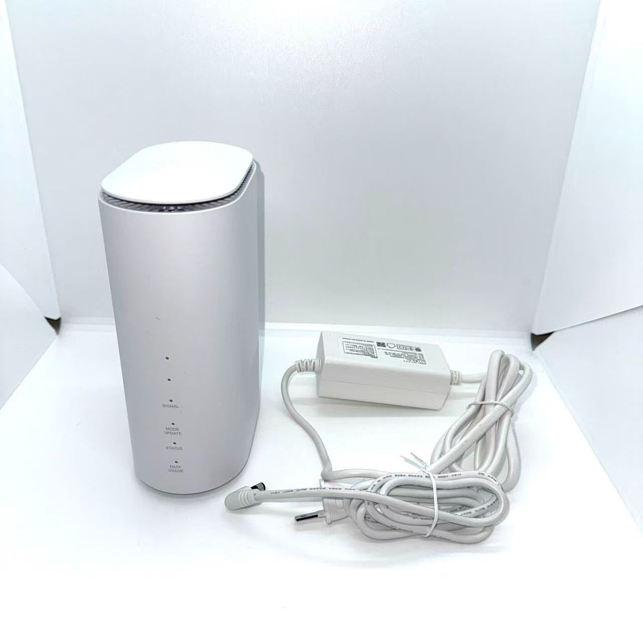 品 ランクB SIMフリー Speed Wi-Fi HOME 5G L11 ホワイト ホームルーター 5G対応 アハモ 楽天利用可