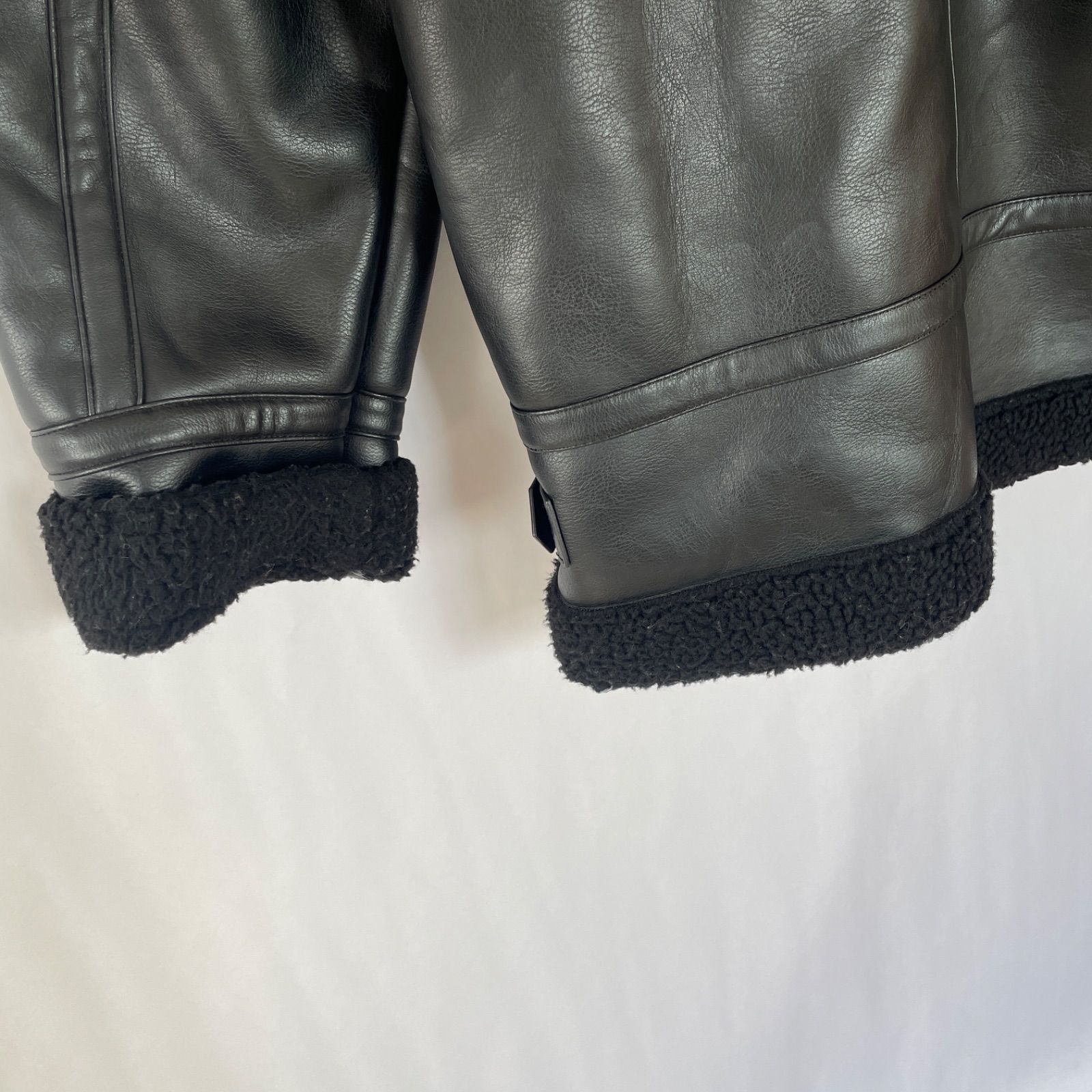美品】エイチアンドエム H&M メンズ B-3型 レザー ムートンジャケット 