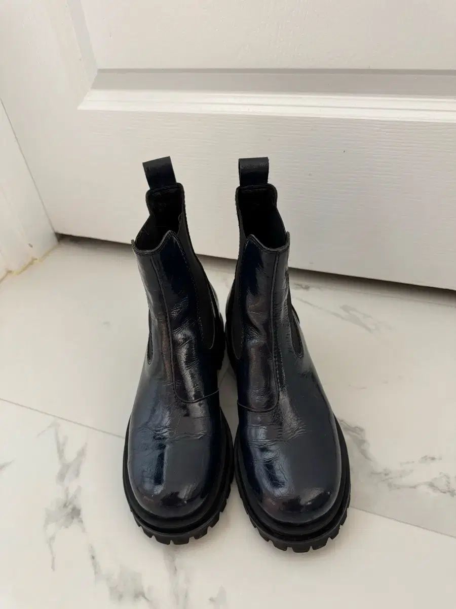 チェルシーブーツ