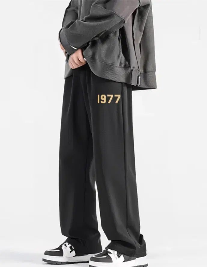 海外配送 FEAR OF GOD 1977 ストレート レグ パンツ 一般 起毛